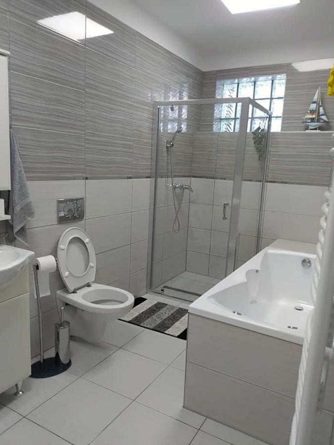 Alma Vendégház Hotel Veszprém Kültér fotó