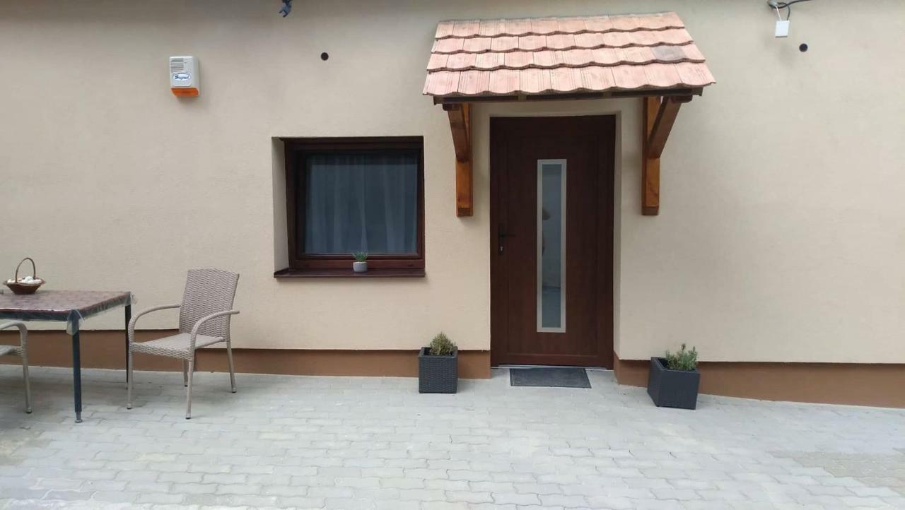 Alma Vendégház Hotel Veszprém Kültér fotó
